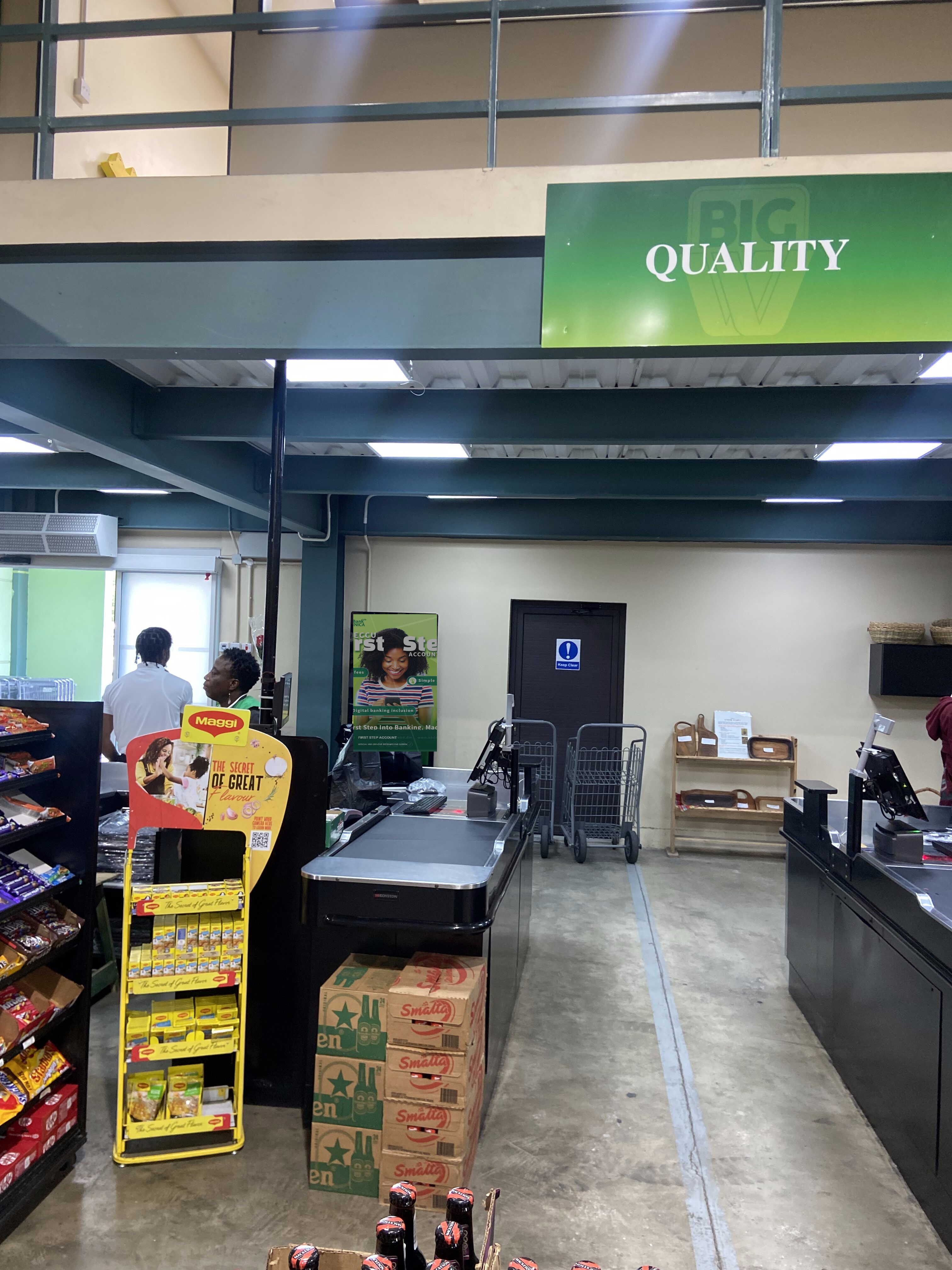 Reach Media supermarket screen concept